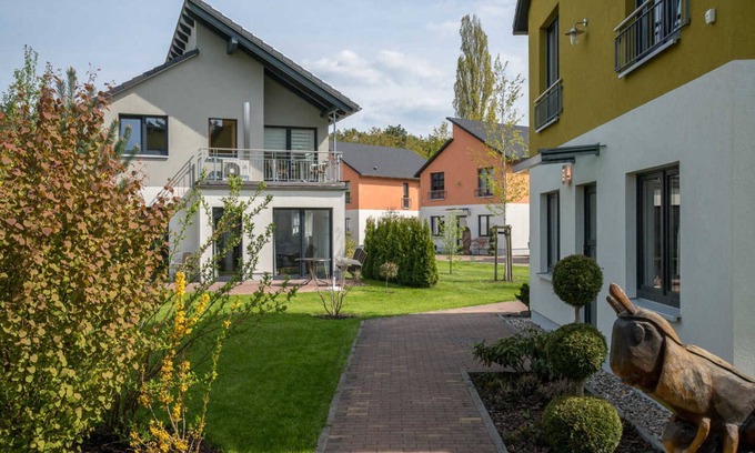 Treptow-Koepenick Apartment | Experience Haus 13 Erle - Family-Friendly Retreat with Spa