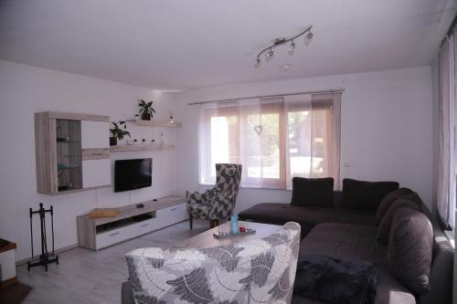 Kandern Apartment | Guest Rated 9.4: Family-Friendly Stay at Haus Aissa