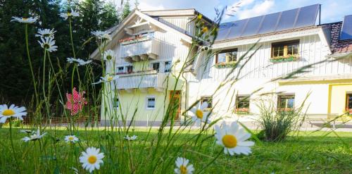 Iselsberg-Stronach Apartment | Family-Friendly Retreat at Haus Alpengluehn with High Ratings
