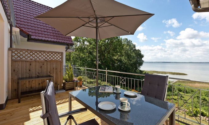 Muritz Apartment | Cozy Haus am Kölpinsee: Family & Pet Friendly Retreat