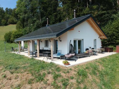 Pfaffikon District House | Welcoming Haus am Sternsberg: Family & Pet Friendly Retreat