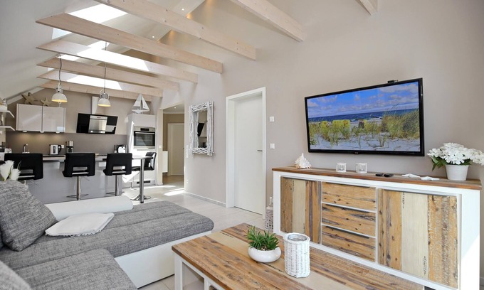 Wittenbeck Apartment | Inviting Haus am Wald Bereich Sonne: Pet & Family Friendly