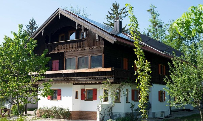 Unterwoessen Apartment | Family-Friendly Stay at Haus an der Kräuterwiese, Rated 9/10