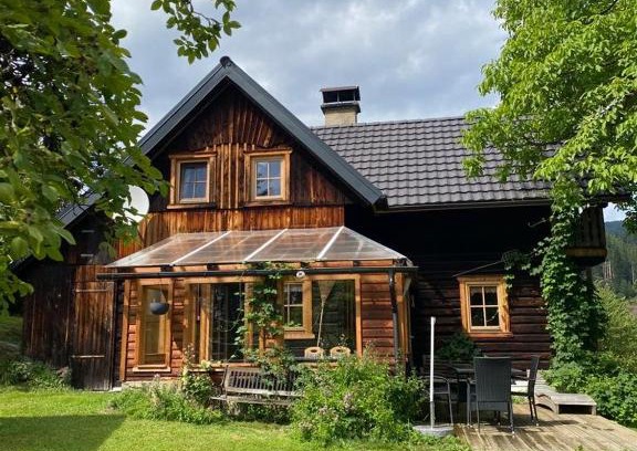 Sankt Marein bei Knittelfeld House | Top-Rated Haus Katrin: Family & Pet Friendly Retreat