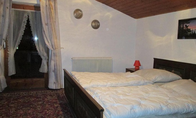 Achenkirch Apartment | Family-Friendly Stay at Haus Bergfrieden with Great Reviews