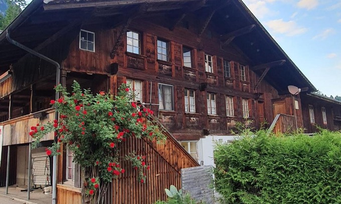 Boltigen House | Sea View Retreat at Haus Bergmann - Pet Friendly Escape