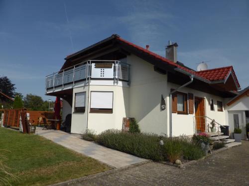 Hayingen Apartment | Family-Friendly Retreat at Haus Bross – Rated 9.3/10!