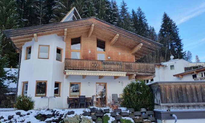Kirchberg in Tirol Apartment | Pet-Friendly Haus Carina with Great Reviews for Families