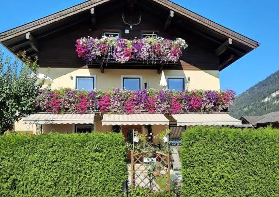 Achenkirch House | Experience Oceanfront Comfort at Haus Christlum Hotel