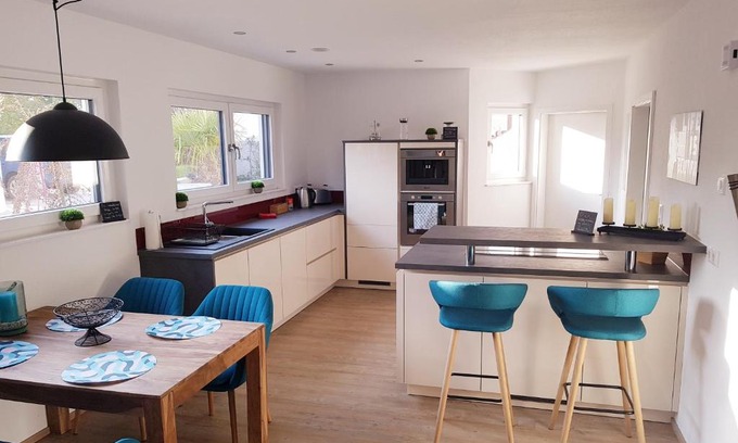 Hagnau Apartment | Top-Rated Haus Dalia with Hot Tub & Family-Friendly Amenities
