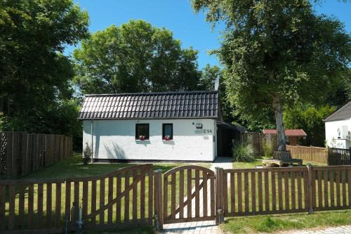 Großwurden House | Family-Friendly Retreat at Haus Deichschaf Awaits You