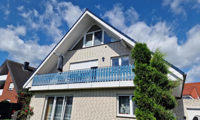 Wersen Apartment | Oceanfront Haus der Erholung: Family-Friendly Getaway
