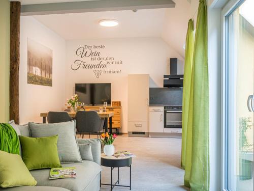Retzbach Apartment | Discover Haus der Weinfreunde: Family-Friendly Comfort