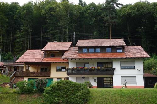 Stein Apartment | Family-Friendly Retreat at Haus Edith – Your Perfect Getaway
