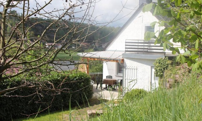 Diera-Zehren House | Pet-Friendly Retreat at Haus Elbblick - Rated 9.3/10