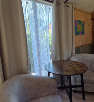 Deutschhof Apartment | Discover the Comfort of Montage Zimmer 1 Deutschhof