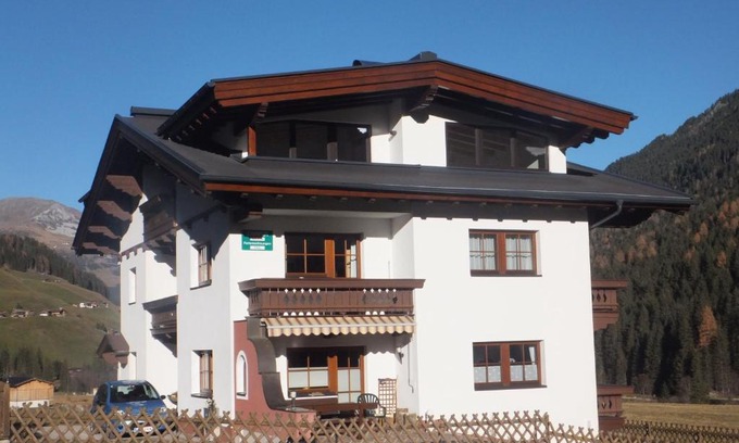 Madseit Apartment | Exceptional Haus Feldbründl with Hot Tub & Family-Friendly Vibes