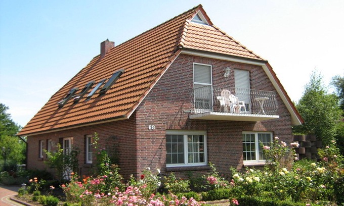 Leezdorf Condo | Pet-Friendly Haus Fischernetz with Breakfast & Kitchen Access