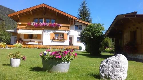 St. Ulrich Am Pillersee Apartment | Family-Friendly Retreat at Haus Friedl with Top-Rated Service
