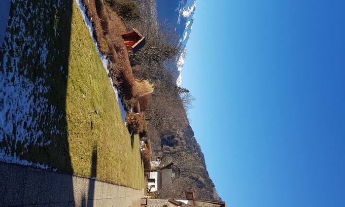 Doelsach Apartment | Relax at Haus Gomig in a Sunny Location with Kitchen Access