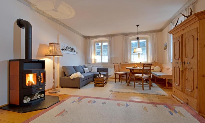 Hopfgarten Markt Apartment | Oceanfront Retreat at Haus Haggenmüller - Guest Rated 9.1