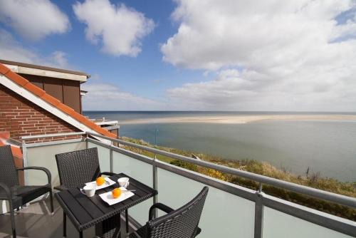 Wittduen House | Discover Haus Halligenblick Amrum: Family & Pet Friendly Stay