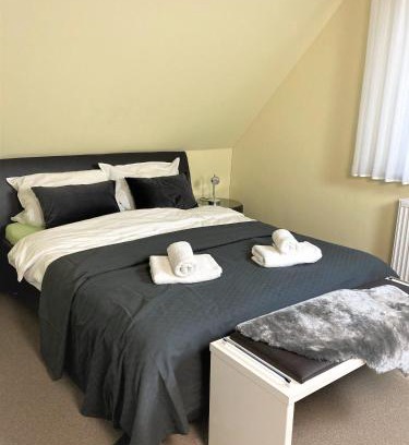 Magdeburg House | Family and Pet Friendly at Haus Hotel & Pension am Birnengarten