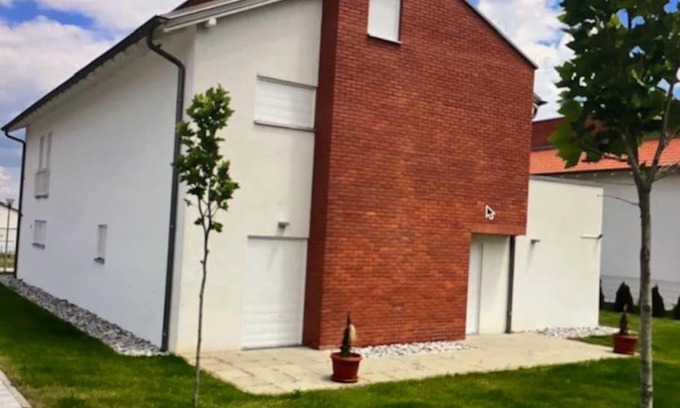 Pejë House | Relaxing Retreat at Haus in der Lagja Babanaj Peja