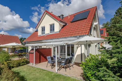 Korswandt House | Family-Friendly Retreat at Haus Ines for Memorable Getaways