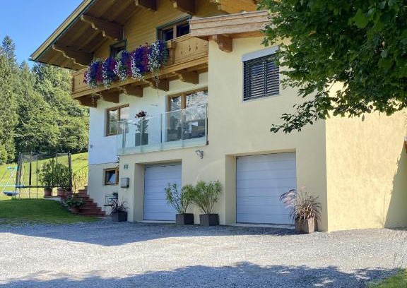 Scheffau am Wilden Kaiser Apartment | Family-Friendly Haus Kaiserblick with Hot Tub & 10/10 Rating
