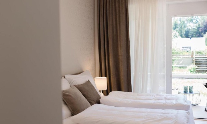 Velden am Worther See House | Modern Retreat at Haus Karlsbad - Rated 10/10 by Guests