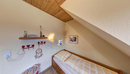 Nordseebad Burhave House | Relax at Haus Katamaran: Pet-Friendly Retreat by the Sea