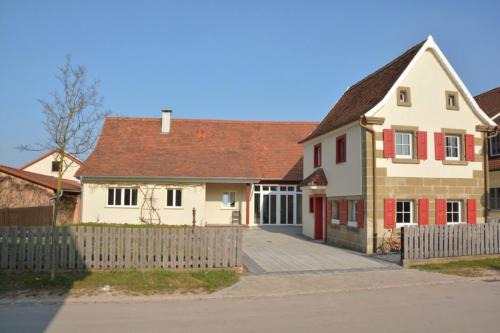 Binzwangen House | Experience Comfort at Haus Kornblume – Pet & Child Friendly
