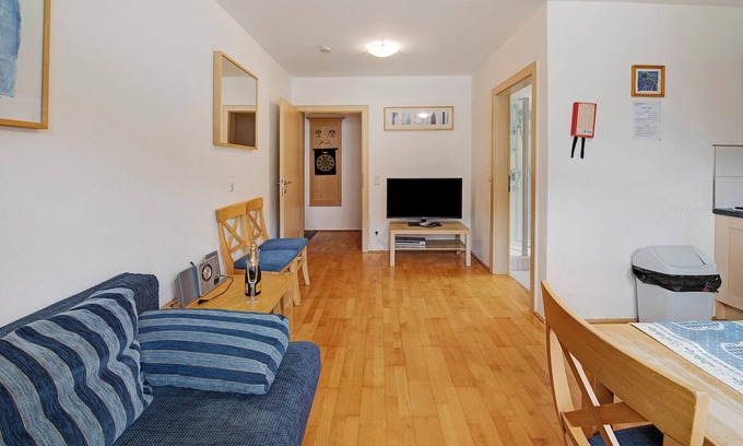 Filzmoos Apartment | Haus Lowe Appartement 1: Cozy Stay with Mountain Views
