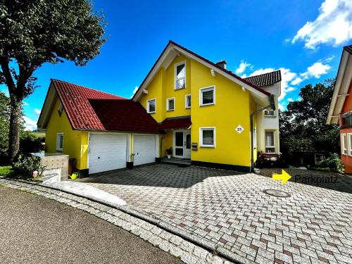 Frutenhof Apartment | Haus Mantai: Oceanfront Retreat with Top Guest Ratings