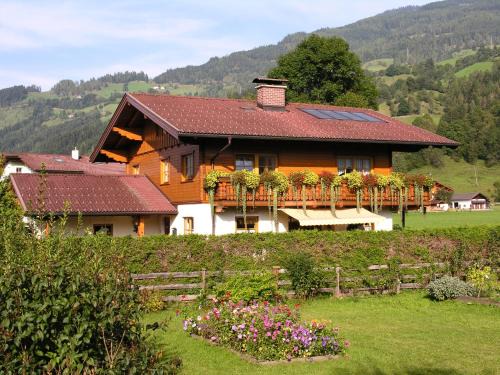 Maschl Apartment | Guest Rated Haus Margit: Unforgettable Stay Awaits!
