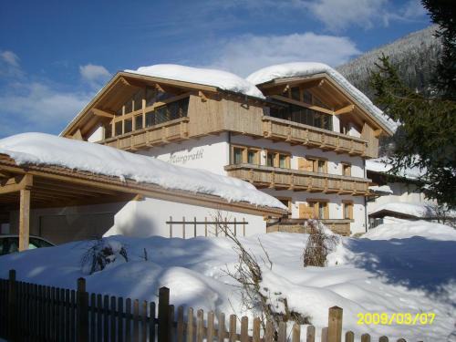 Sillian Apartment | Inviting Haus Margreth: Top-Rated with Hot Tub & Fireplace