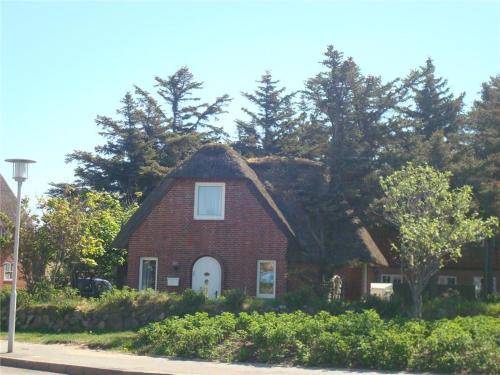 Westerland House | Pet-Friendly Retreat at Haus-Moewennest for Families
