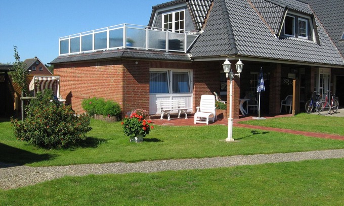 Wittduen Apartment | Top-Rated Haus Nordseemelodie with Kitchen & Breakfast