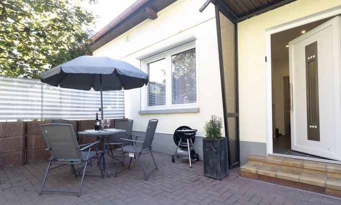 Zweibruecken Apartment | Haus Oselbach - Modern & Central, Ideal for Families