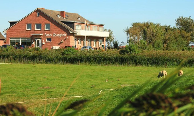 Nordstrand House | Family-Friendly Getaway at Haus Rungholt - Rated 8/10