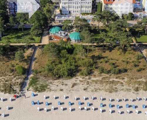 Zinnowitz Hotel | Seeblick Hotel Garni: Oceanfront Retreat with Pet-Friendly Perks