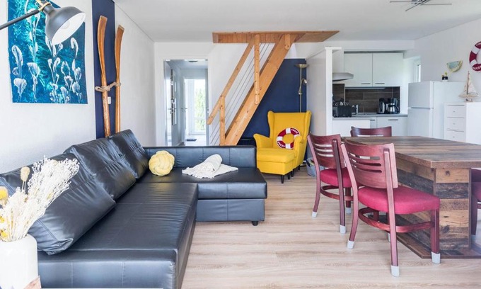Niendorf Apartment | Welcome to Haus Seeblick Wohnung 15 - Pet & Child Friendly