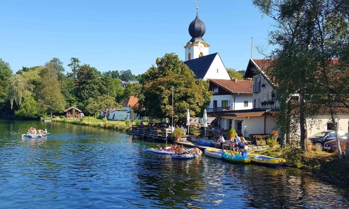 Truchlaching Apartment | Experience Family-Friendly Comfort at Haus Seehuber