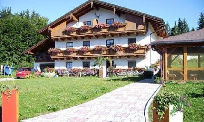 Neureichenau Apartment | Pet-Friendly Haus Spannbauer: Oceanfront Family Getaway