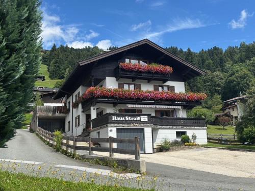 Moosen House | Pet-Friendly Getaway at Haus Straif - Rated 8.4/10
