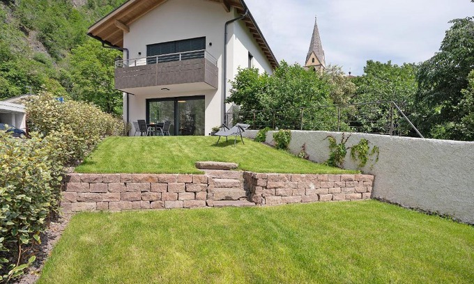 Magre sulla Strada del Vino Apartment | Family-Friendly Escape at Haus Weinblick Apt 3 - Rated 9.4/10