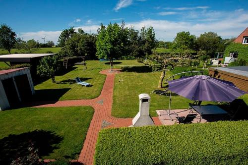 Fehmarn Apartment | Pet-Friendly Retreat: Haus Westwind Nr2 Awaits You