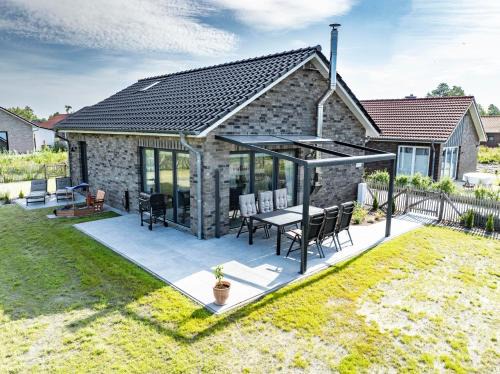 Sehestedt House | Experience Oceanfront Comfort at Haus Wieken-Huus