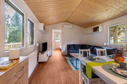 Lohmen Ski Chalet | Family-Friendly Stay at Haus Zander for Memorable Getaways